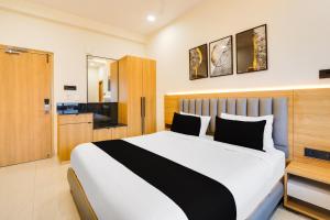 Townhouse OAK INDIGO BUSINESS HOTELS