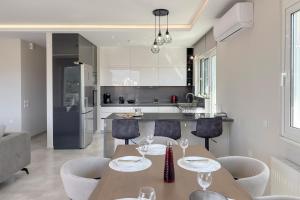Ardians home