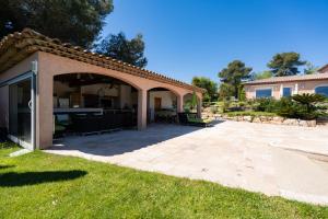 Villas Prestigious Villa in Mougins 6 bedrooms spa cinema and nightclub : photos des chambres