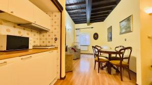 Historic apartment by the Pantheon