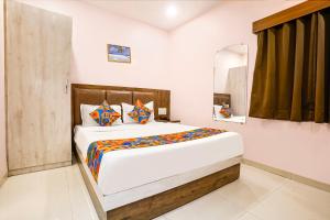 Via Tawakkal - Nr Phoenix Mall Kurla