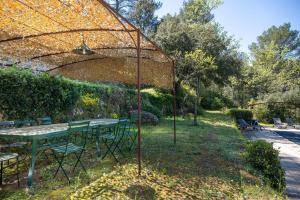 Maisons de vacances Bastide Provencale avec piscine : photos des chambres