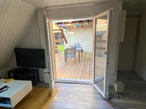 Appartements Joli 2 pieces, avec climatisation et grande terrasse, vue sur les toits, zone pietonne : photos des chambres