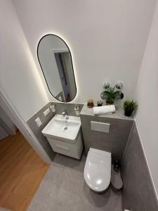 BeckHomes Munich, New, central 2BR Apartment with Terrace