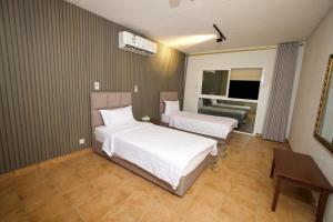 Palm Beach Resort Half Moon