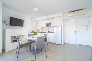 Apart-rent Apartment Av Rhode 3º 2008