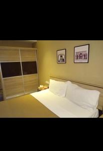 Hotel Black Pearl Sangli