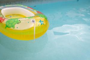 Villas Villa Vercingetorix - groupe, Billard - Jacuzzi Spa : photos des chambres