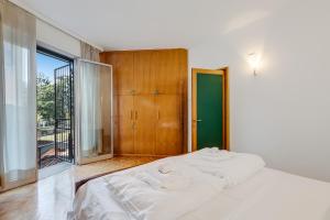 The Arco Round House - Happy Rentals