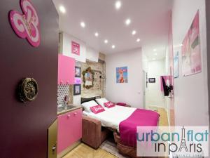 Urban Flat 193 - Barbie Paris