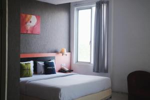 Urbanview Hotel Asyra Makassar