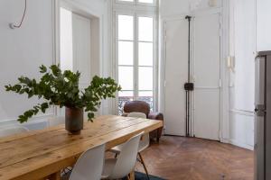 Habitat Parisien - Quatre Septembre Choiseul Opera