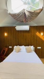 Rivergreen resort