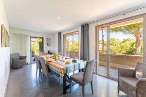 Villas Maison d-architecte avec piscine : photos des chambres