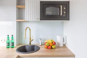 WLR Apartments - Chmielna II