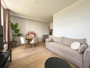 P6 Old Town Apartments - 6th floor, no elevator