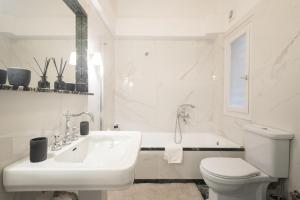 Unbeatable Acropolis Elegant 2-Bedroom Apartment on Areopagitou