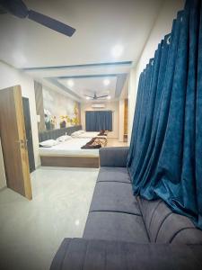 Shri Keshav Bhakt Niwas