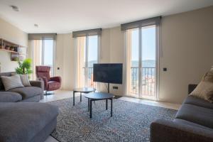 Apartaments Turístics Cardona, MAGI