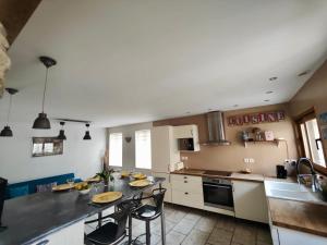 Maisons de vacances L-Ecrin de Pierres en Campagne : photos des chambres