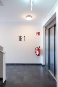 Between Old Danube and Danube Center - new, quiet and modern