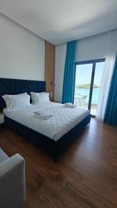 Deluxe Double Room with Sea View room in King Hotel Ksamil