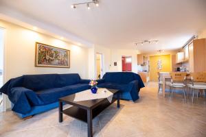 Artemis Riviera Near Athens Airport