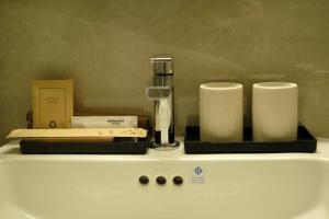 A Quiet Stay - Bonded