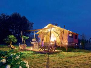 Campings Camping 4 etoiles - Piscine - ccaffbg : photos des chambres