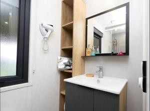 Campings Chalet 4 etoiles - Piscine - ccafdif : photos des chambres