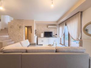 Luxurious Maisonette in Pefkochori