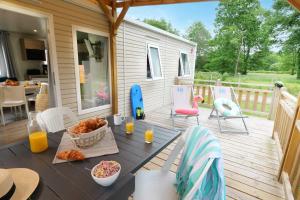 Campings Camping 3 etoiles - Piscine - efc0ab : photos des chambres