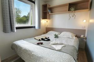 Campings Camping 3 etoiles - Piscine - efc0ab : photos des chambres