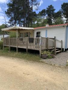 Campings Chalet 3 etoiles - Piscine - ccafgfe : photos des chambres