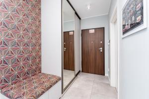 Wrocławska Homely Apartment by BookingHost