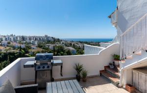 Casa Cornisa - Townhouse with Sea View in Calahonda