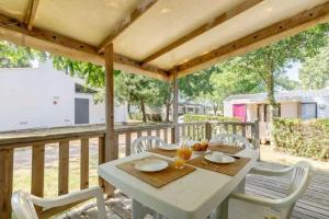 Campings Camping 3 etoiles - Piscine - ccafbhe : photos des chambres