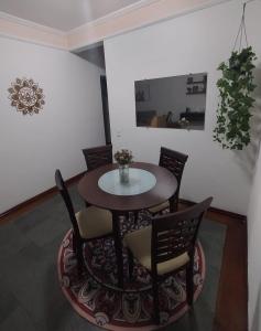 Apartamento Enseada Beira Mar com sacada