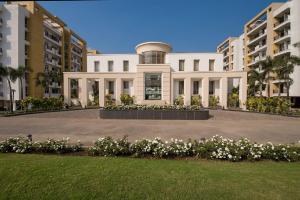 Staeg Meadow View 3BHK - 501