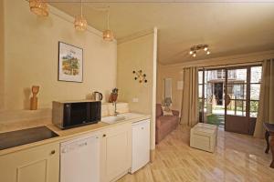 Dogoli Country Apartments