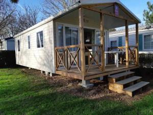 Campings Camping 3 etoiles - Piscine - ccafbhe : photos des chambres