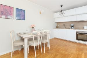 Jasny i Elegancki Apartament w Sopocie by Noclegi Renters