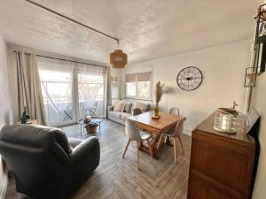 Appartements Appartement avec balcon au coeur des commerces et de la Plage de Berck : Appartement 1 Chambre avec Balcon