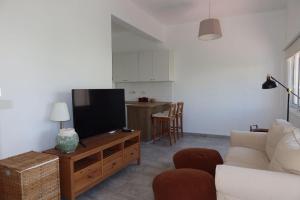 Cozy Holiday Apartment with Balcony