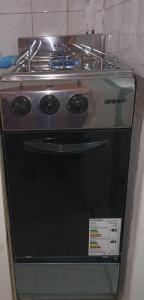 Monoambiente pequeño, con estacionamiento