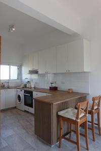 Cozy Holiday Apartment with Balcony