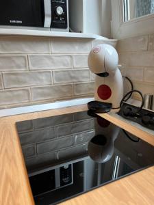 Studio Ramonda - City Center Dorcol - with Free Parking