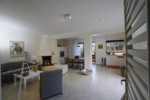 Beach Front House Kalamaki Bungalow