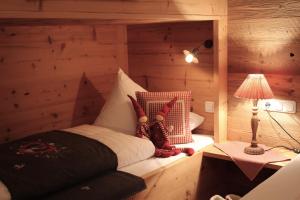 One-Bedroom Apartment with Balcony room in Chalet Tannenhof