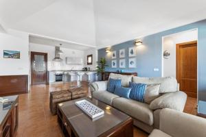 Lanzarote Villa 3 Islands - Pool Heated